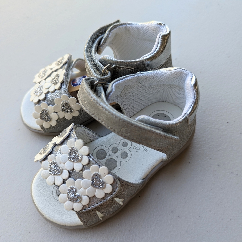 Chicco toddler sandals in silver